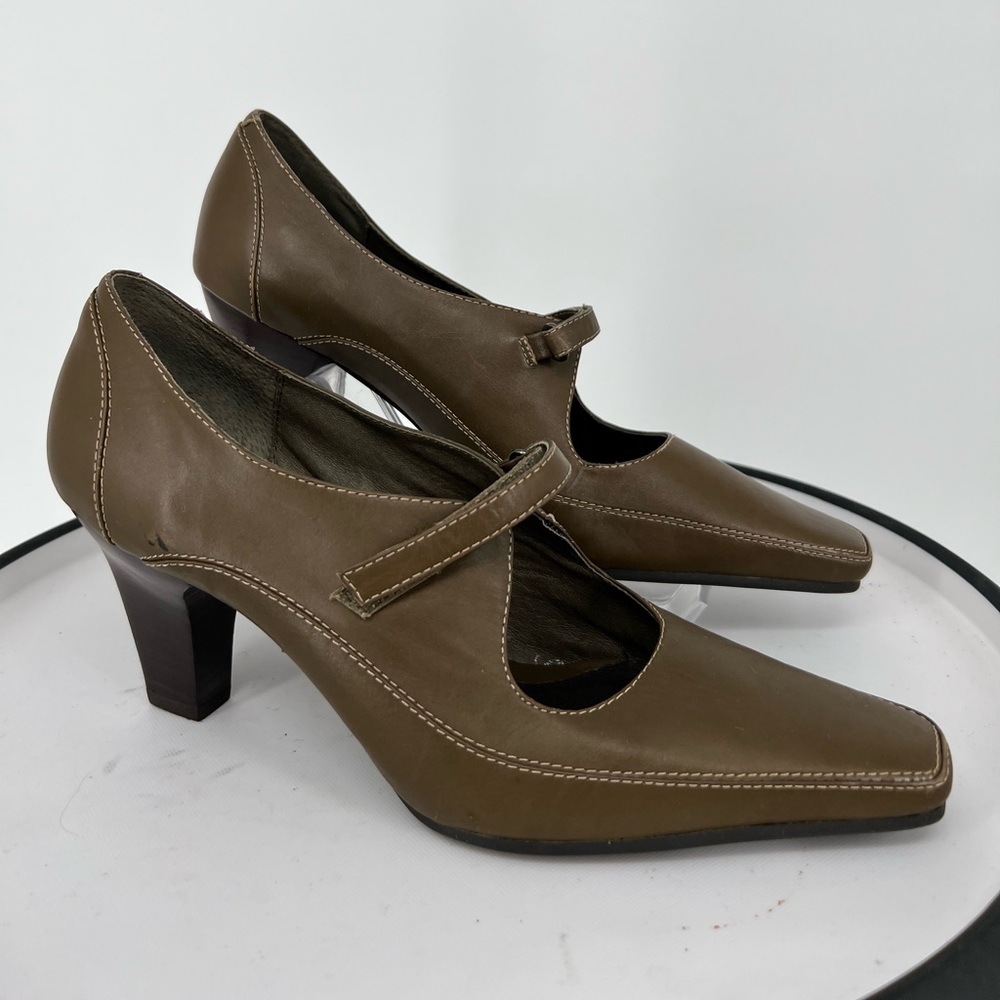 Aerosoles Womens Heel‎ Elane Taupe / Olive Green Leather, Adjustable strap